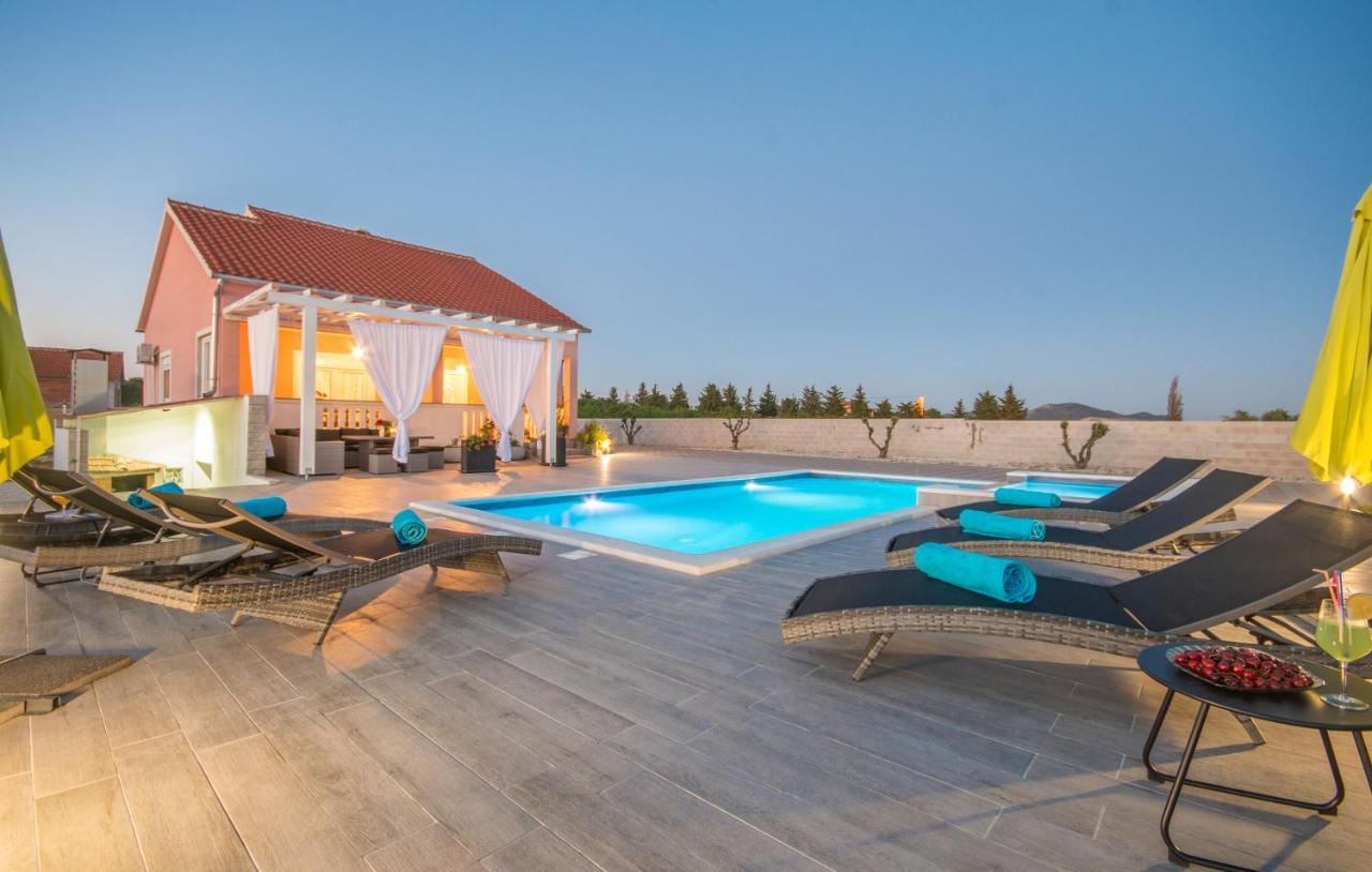 Villa Maris Zadarvillas Tinj Exterior photo